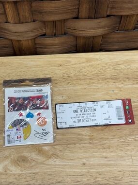 2015 One Direction Concert Ticket with Fan Tattoo Pack